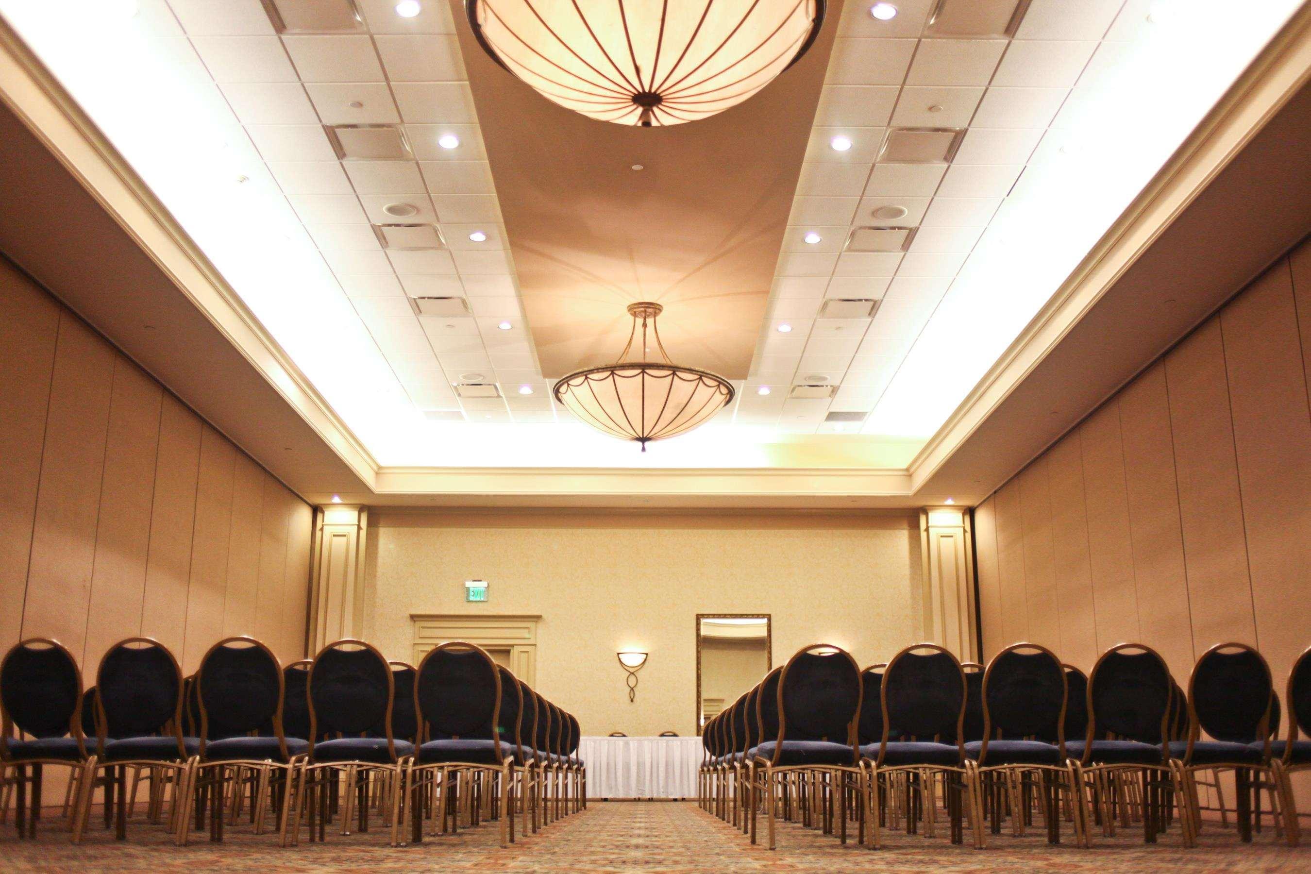 Hilton Garden Inn Suffolk Riverfront Экстерьер фото