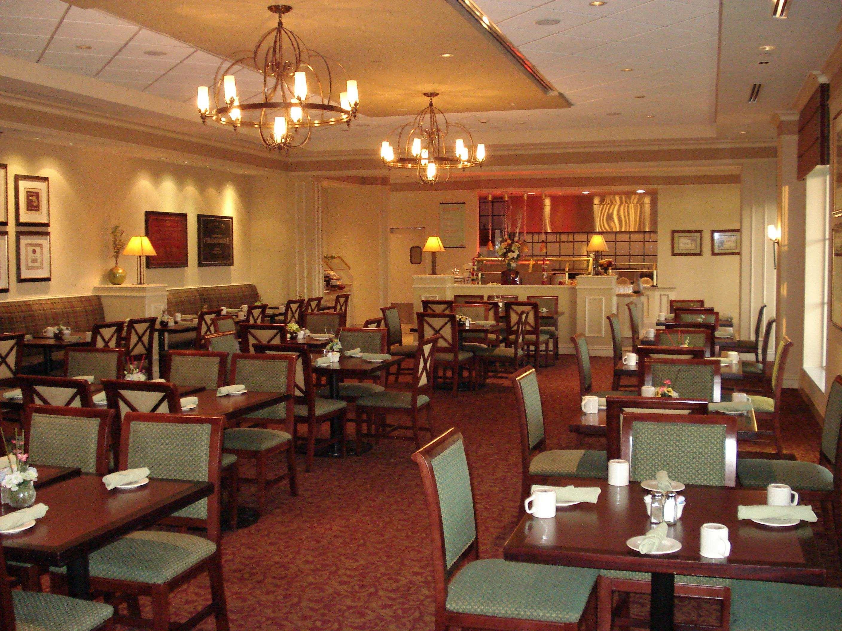Hilton Garden Inn Suffolk Riverfront Экстерьер фото