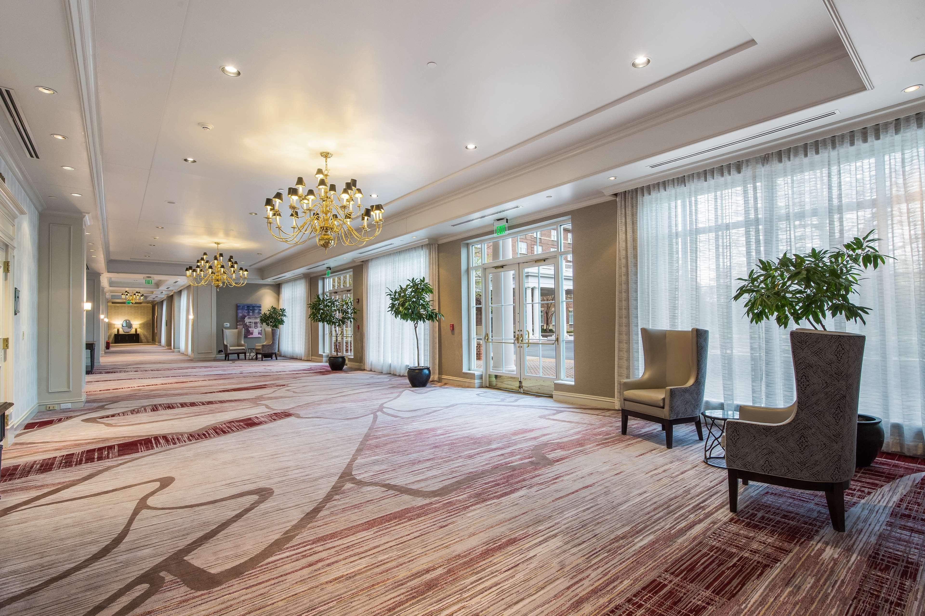 Hilton Garden Inn Suffolk Riverfront Экстерьер фото