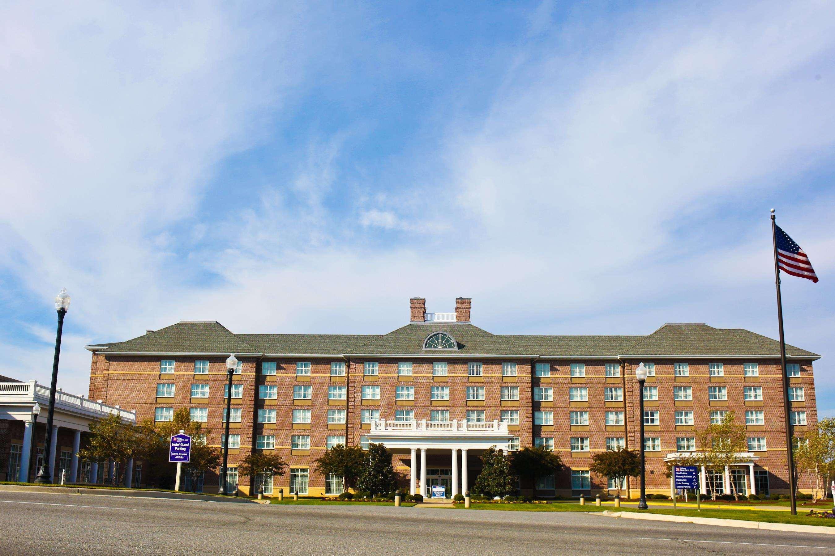 Hilton Garden Inn Suffolk Riverfront Экстерьер фото