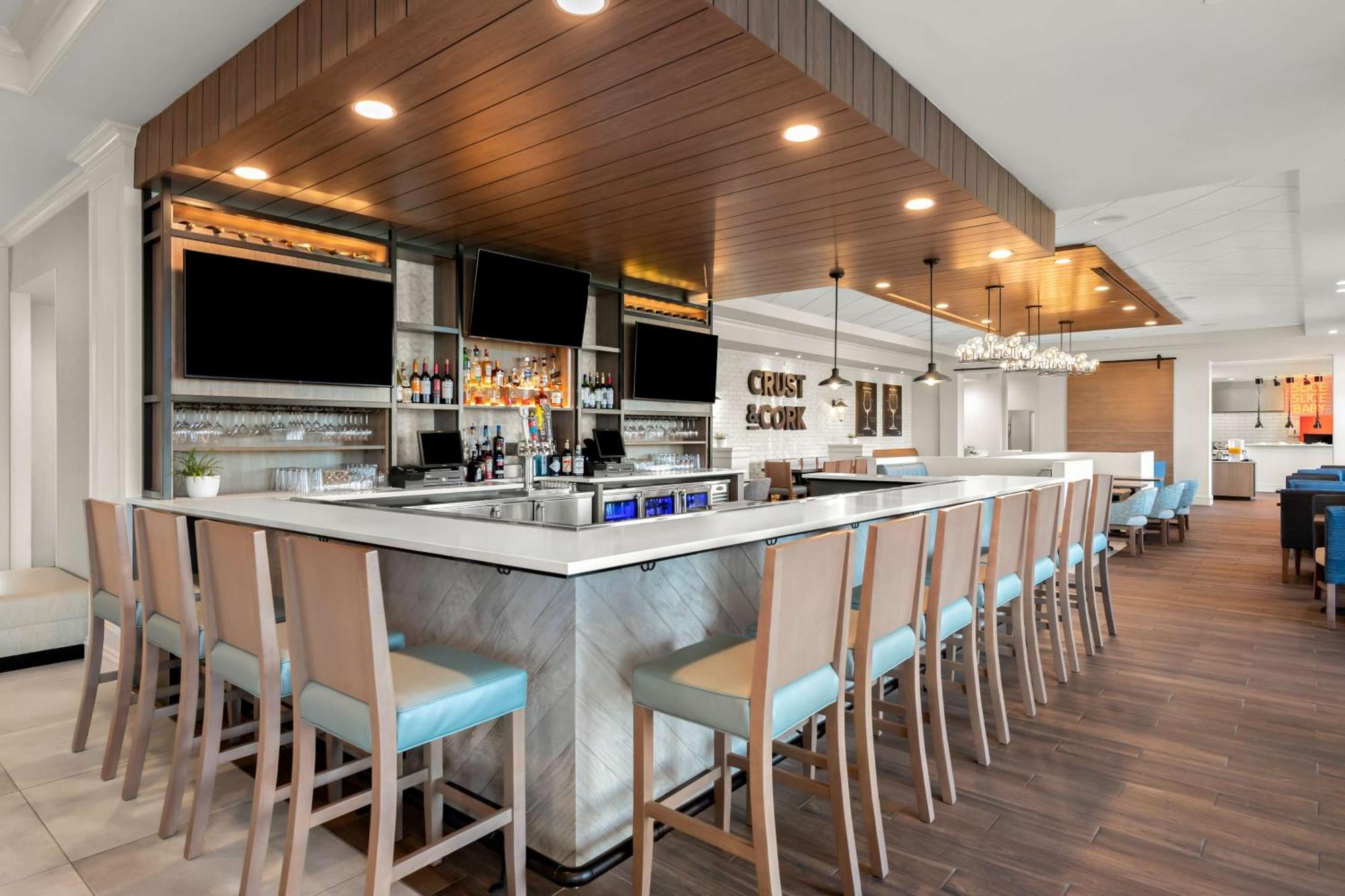 Hilton Garden Inn Suffolk Riverfront Экстерьер фото